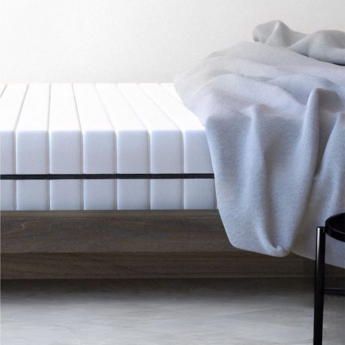 Matelas Mousse 140x190 cm Avec 7 Zones, Hauteur 18 cm, Ferme