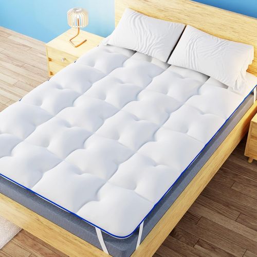 Surmatelas Diamant 150 X 200 Cm En Microfibre - Liseré Bleu - Moelleux, Antiacarien, Respirant