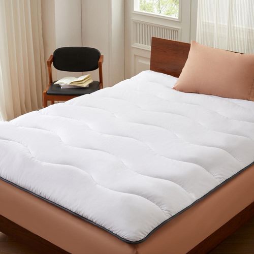 Surmatelas Enveloppant 140 X 190 Cm En Microfibre Respirante Avec Liseré Gris - Moelleux - 2 Places