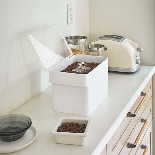 Boite à Croquettes En Plastique Avec Verre Doseur Pet Blanc