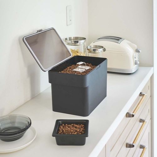 Boite à Croquettes En Plastique Avec Verre Doseur Pet Noir