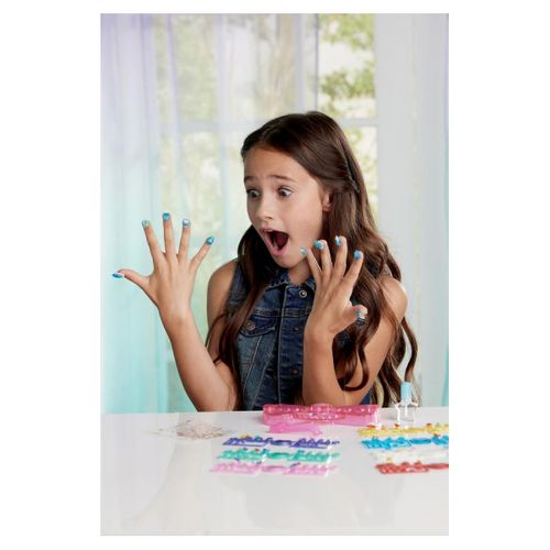 Le Coffret De Manucure Princesses Disney    Ongles Qui Collent Avec De L'eau