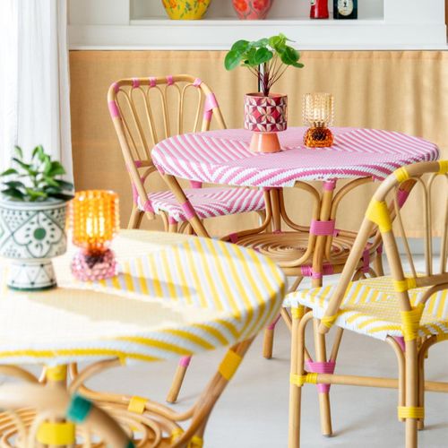 Table à Manger En Rotin "danial" 90cm Rose