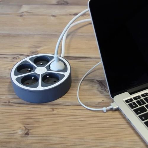 Multiprise Bureau 16a.250v-max 3680w 5x16a Câble 1,5m- Couleur Gris -interrupteur