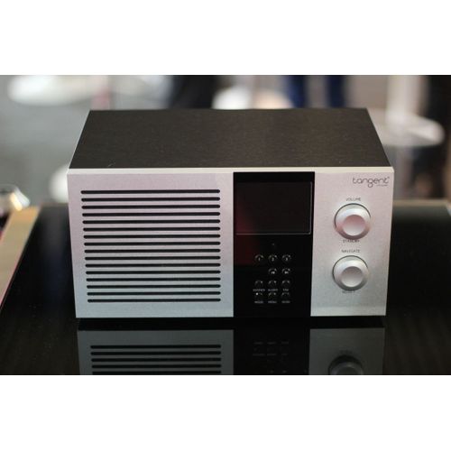 Radio Tangent Eliomononoir