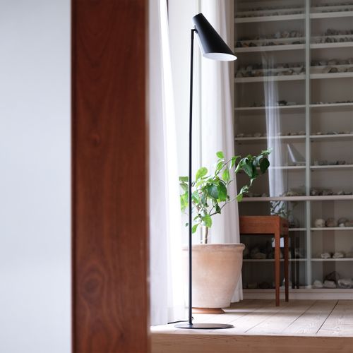 Lampadaire En Métal Noir Mat, H 135 Cm D 15,5 Cm - Cale