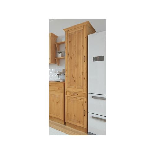 Fanö-armoire Haute En Pin Teinté/ciré