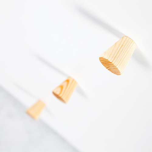 Karolina Commode Bébé Avec Plan à Langer Amovible Et 3 Tiroirs Blanc / Pin