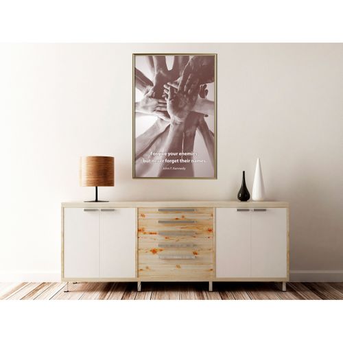 Affiche Murale Encadrée "hands" 40 X 60 Cm Doré