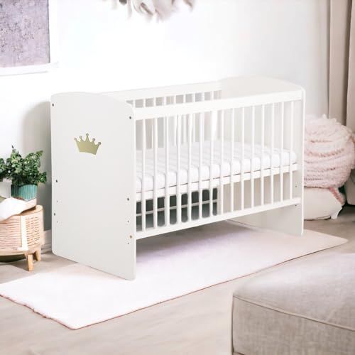 K2 Lit Bébé 120 X 60 Cm Avec Matelas Blanc Avec Couronne Dorée