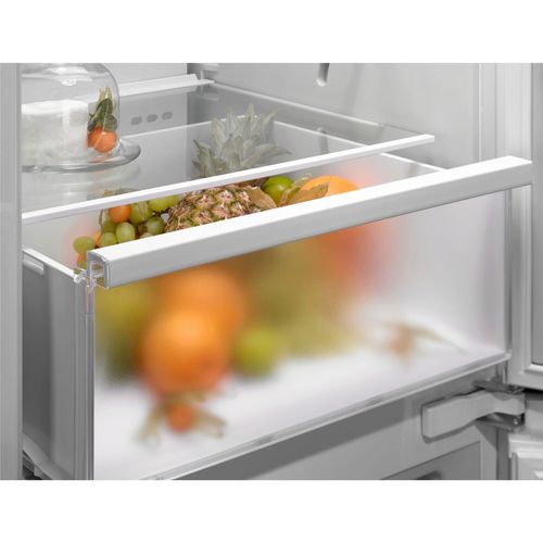 Combiné intégrable ELECTROLUX KNT6ME18S4