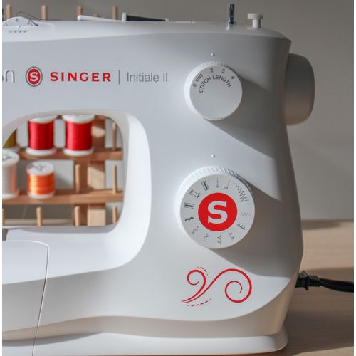 Machine à coudre SINGER 412105 Initiale 2