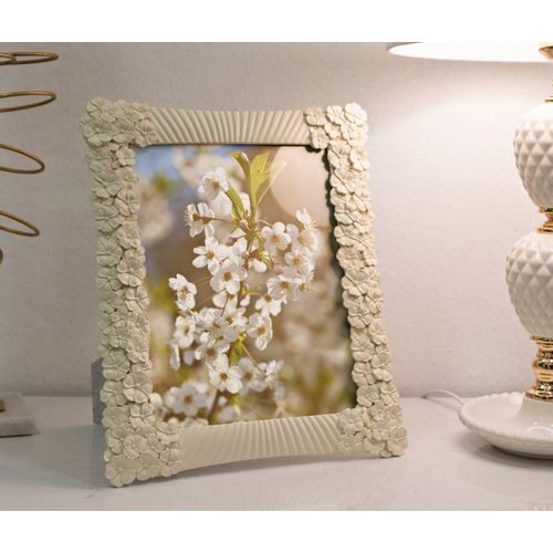 Cadre Photo Crème En Résine Décor Fleurs 27,8x33 Cm Format 20x25 Cm