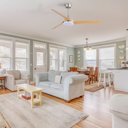 Ventilateur Plafond 52", Lumière LED 22w, 5 Pales Abs, Télécommande, Moteur Réversible Salon.