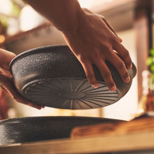 Poêle, 28 Cm, Aluminium, Revêtement Antiadhésif En Céramique