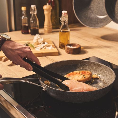 Poêle, 24 Cm, Aluminium, Revêtement Antiadhésif En Céramique Renforcée En Titane