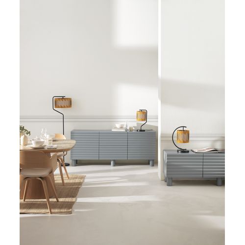 Meuble TV Beige Avec Relief Ondulé Sur Les Portes