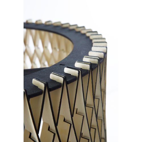 Lampadaire Avec Abat-jour En Contreplaqué Naturel Et Noir