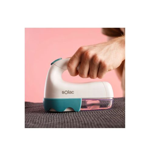 Rase Peluches Electrique à Piles - Q609