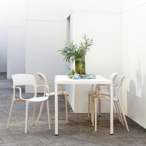 Chaise D'extérieur En Plastique Beige 53x83cm