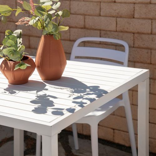 Table Fixe En Polypropylène Blanc 84x76cm