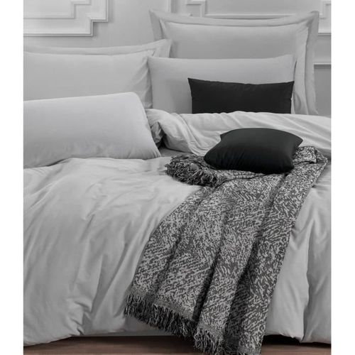 Parure De Lit - 1 Housse De Couette 220 X 240 Cm + 2 Taies D'oreiller 60 X 60 Cm - 65% Coton