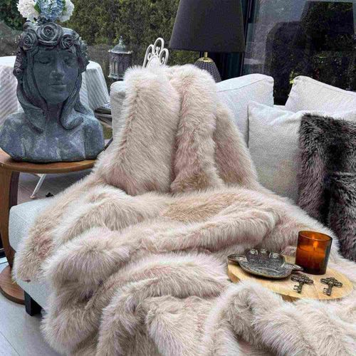 Jeté De Canapé En Polyester 200x75 Lolita Beige