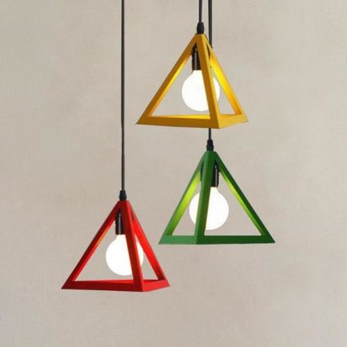 Lustre Suspension Moderne Triangle E27 Eclairage De Plafond Pour Salon Cuisine Chambre Rouge