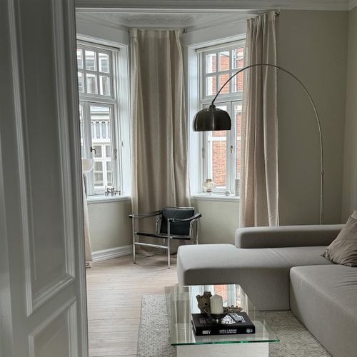 Lampe à Arc En Acier Avec Base En Marbre Blanc Et Abat-jour En Acier - XXL