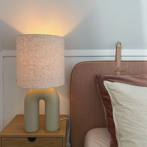 Lampe De Table Scandinave Beige Avec Abat-jour En Lin Beige - Lotti