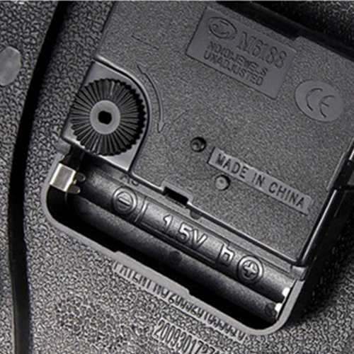 Horloge Torsadée à Angle Droit Siège Créatif Fondu Horloge Torsadée Amazon Roman Digital Digital