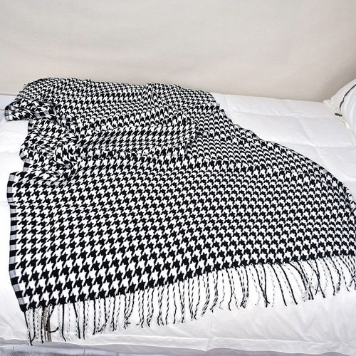 Plaid Doux Mille Oiseaux Noir Et Blanc - 110x130 Cm