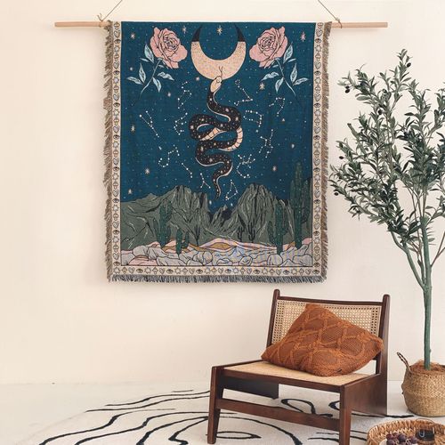 Plaid Le Serpent Tricotée Décorée Avec Des Franges - 160x130cm