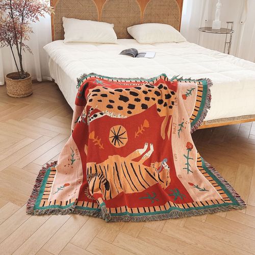 Plaid Animaux Tricotée Décorée Avec Des Franges Bohême - 160x130cm
