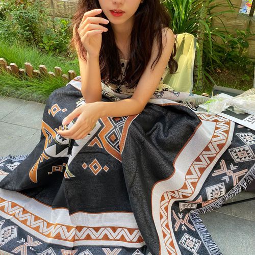 Plaid Noir Tricotée - 160x130cm