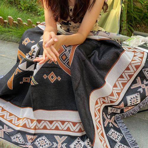 Plaid Noir Tricotée - 160x130cm