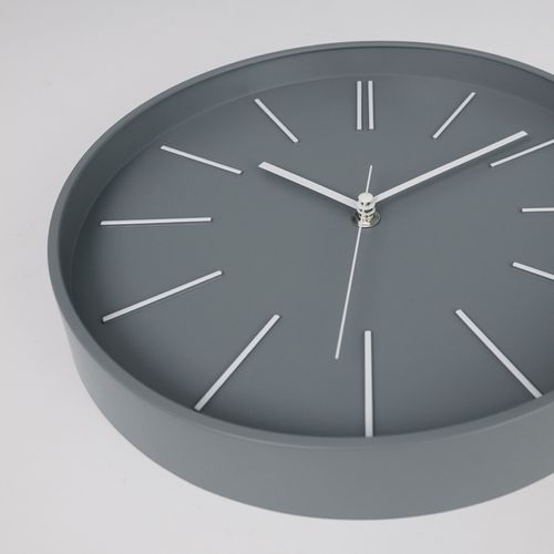 Horloge Silencieuse Ronde En Plastique à Échelle 3d De 30 Cm