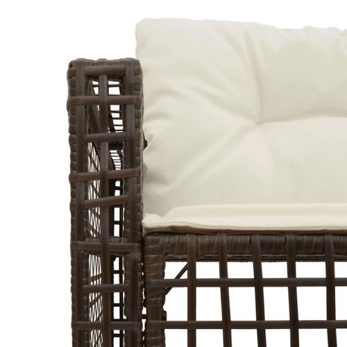 Canapé De Jardin Et Coussins Et Repose-pied En Forme De L Rotin