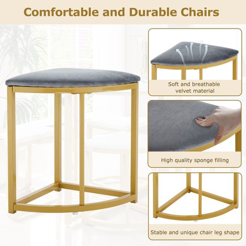 Ensemble Table Et Chaises De Luxe Moderne, Quatre Chaises, Coussins En Velours Gris, Blanc/doré