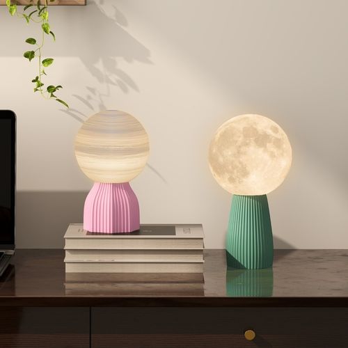 Lot 2 Lampes à Poser De Table Planètes 3d Saturne Et Lune, USB, 3 Couleurs, Ø15xh27,5/23,5 Cm