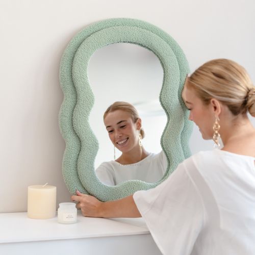 Petit Miroir Mural Asymétrique, Vert, Tissu Teddy, 70 X 50 X 4 Cm