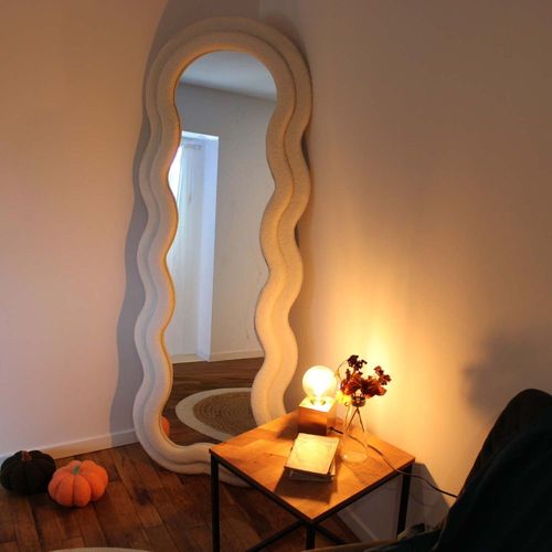 Grand Miroir Sur Pied Asymétrique, Beige, Tissu Teddy, 160 X 60 X 4 Cm