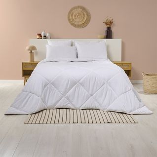 Couette Chaude 220x240cm Lavable à 95°