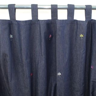 Rideau En Jean Bleu Et Fleurs Brodées 150x250 - Woodstcok