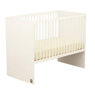 Lit Bébé 120x60 à Barreaux Avec Têtes En Panneaux
