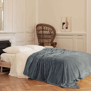 Couverture 100% Polyester 240x260 Cm Microvelours Dolce Vert Argile