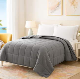 Couette Ultra-légère Microfibre 220 X 240 Cm- 100 G/m² - Anti-transpiration - Thermorégulatrice