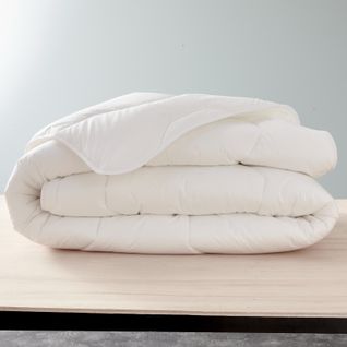 Couette Blanrêve Très Chaude 140 X 200 Cm Gamme "confort" Traité Anti Acarien Soft et Care
