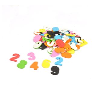 Lot De 100 Chiffres Mousse "adhésifs" Multicolore