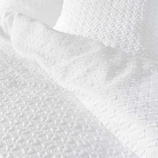Housse De Couette 240 X 220 Cm – Microfibre Gaufrée Ultra Douce – Blanc – Effet Relief Chic + 2